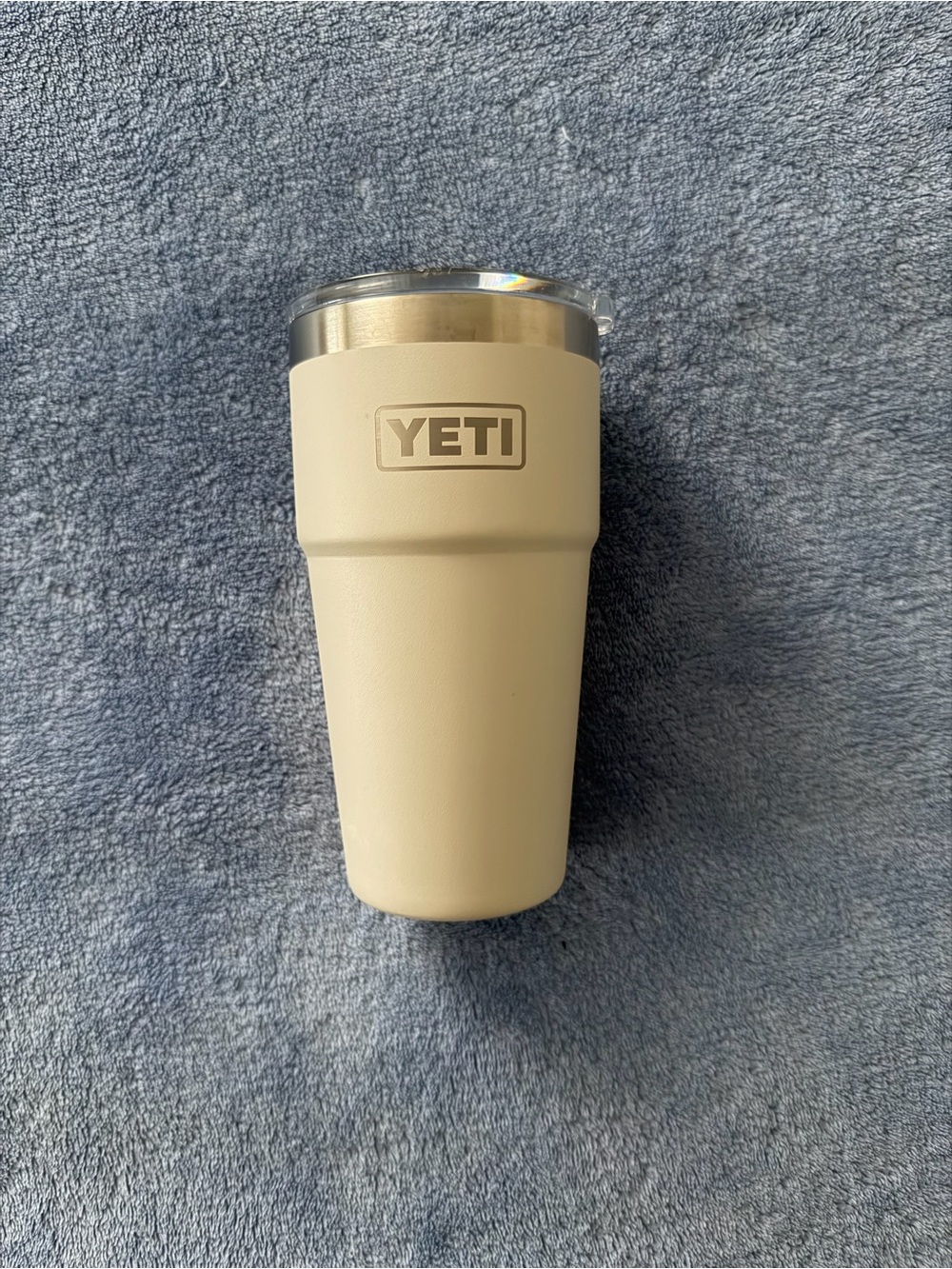 YETI Rambler 20 oz Stackable Cup in Sandstone - Picture 4 of 6
